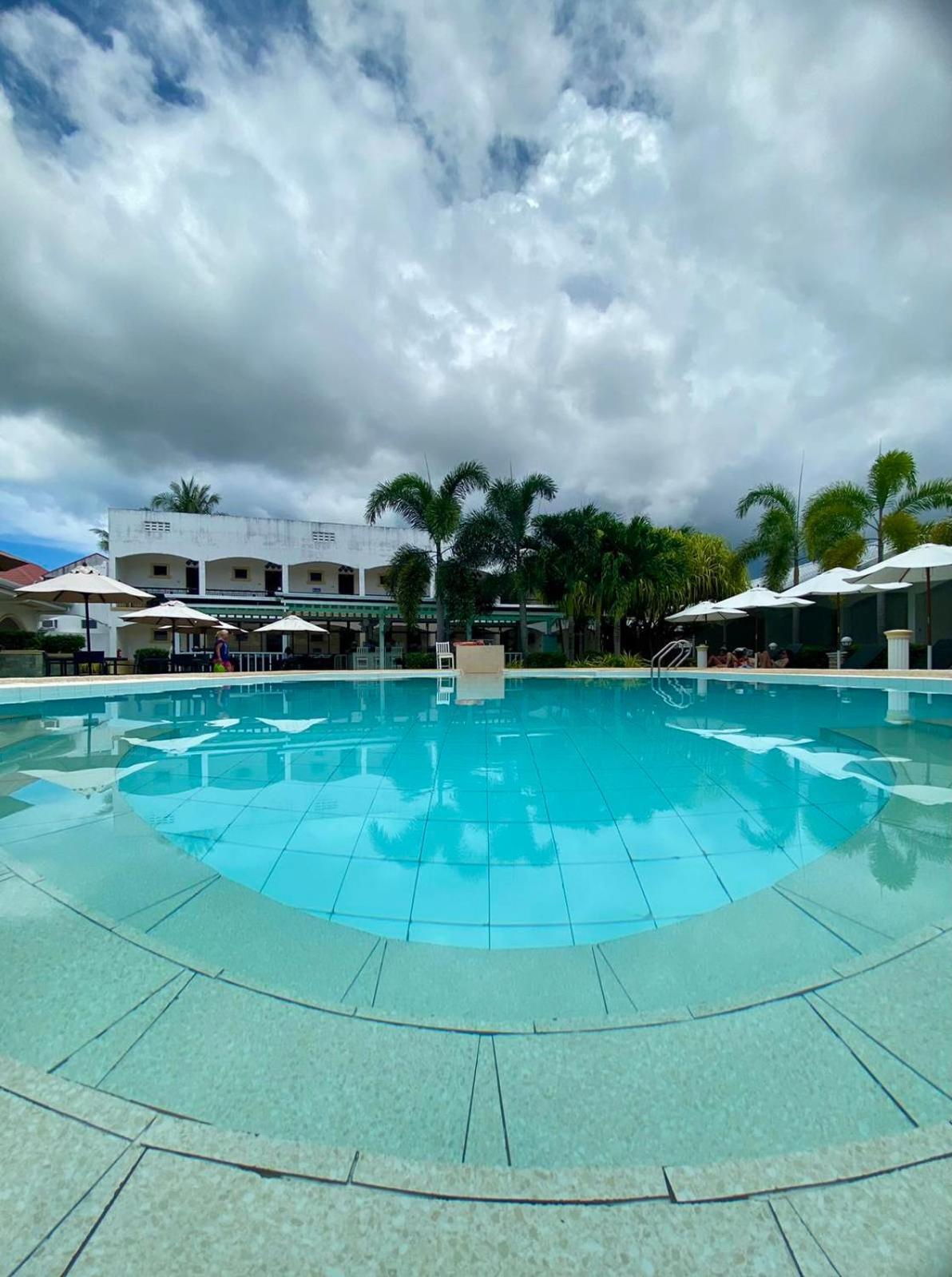 Panglao Regents Park Resort Eksteriør billede