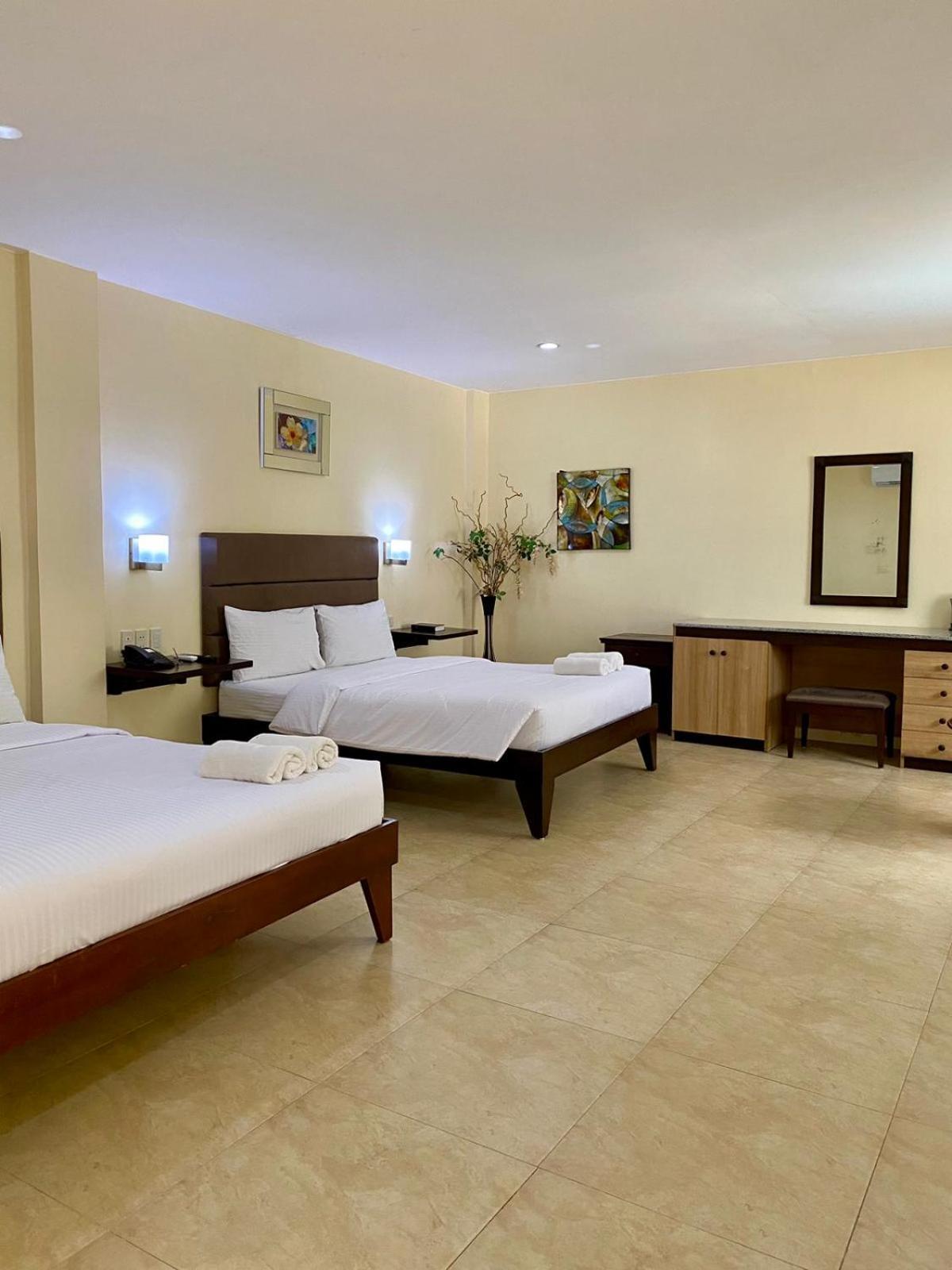 Panglao Regents Park Resort Eksteriør billede