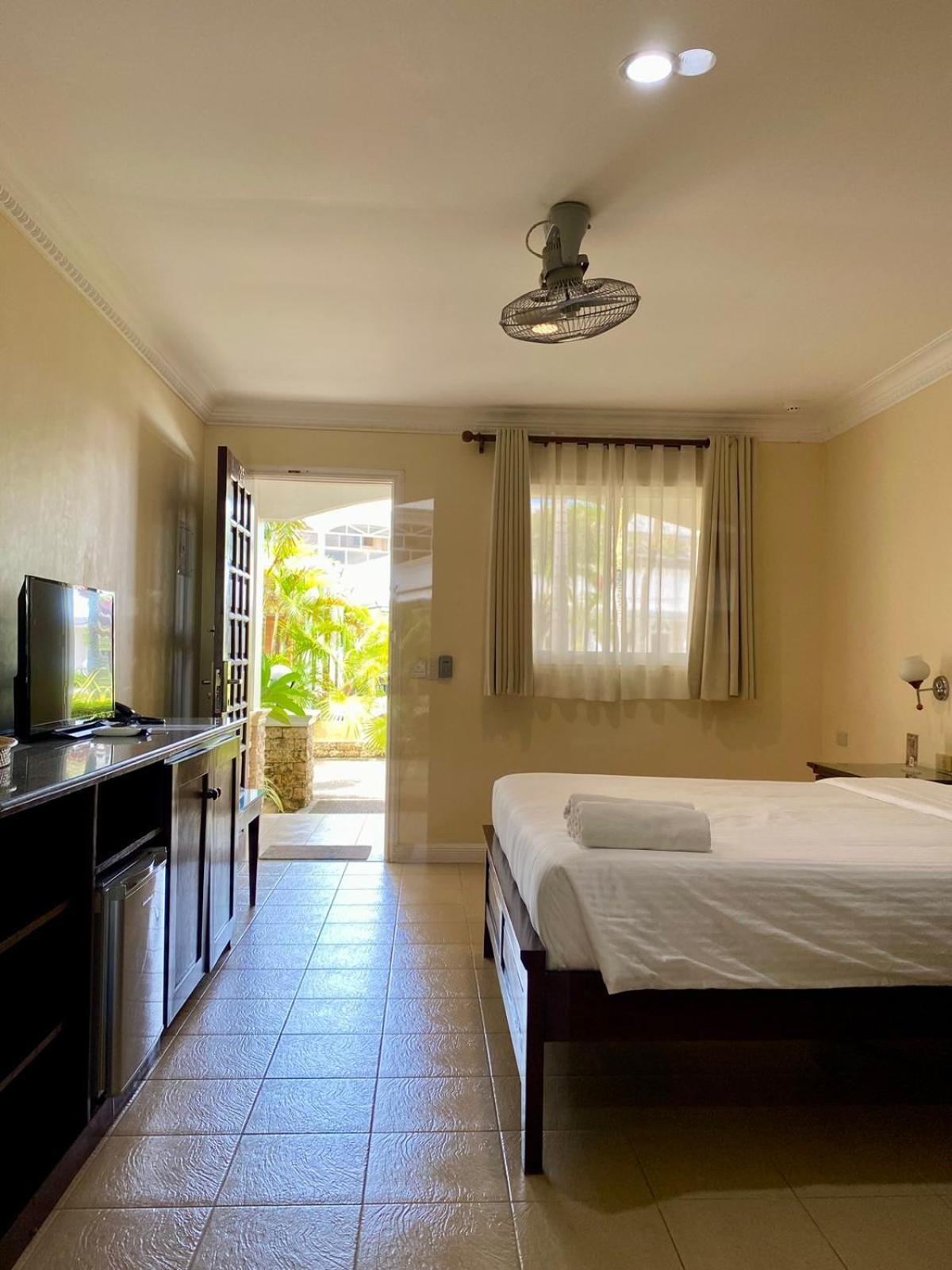 Panglao Regents Park Resort Eksteriør billede