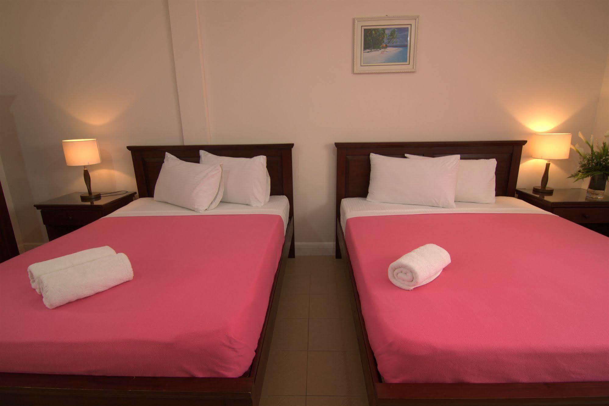 Panglao Regents Park Resort Eksteriør billede