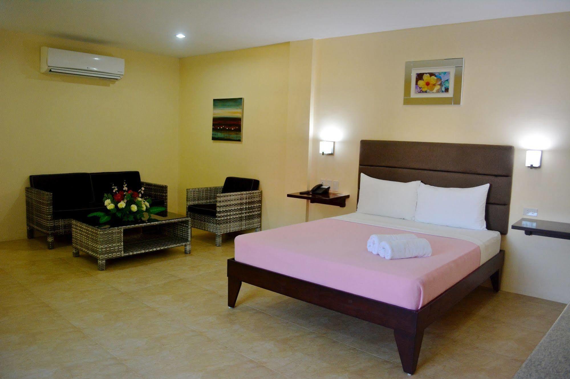 Panglao Regents Park Resort Eksteriør billede